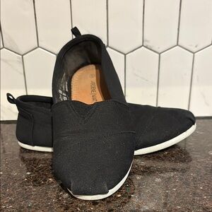 4/$20 Ardene Crossed Vamp Canvas Slip-On Sneakers - size 6